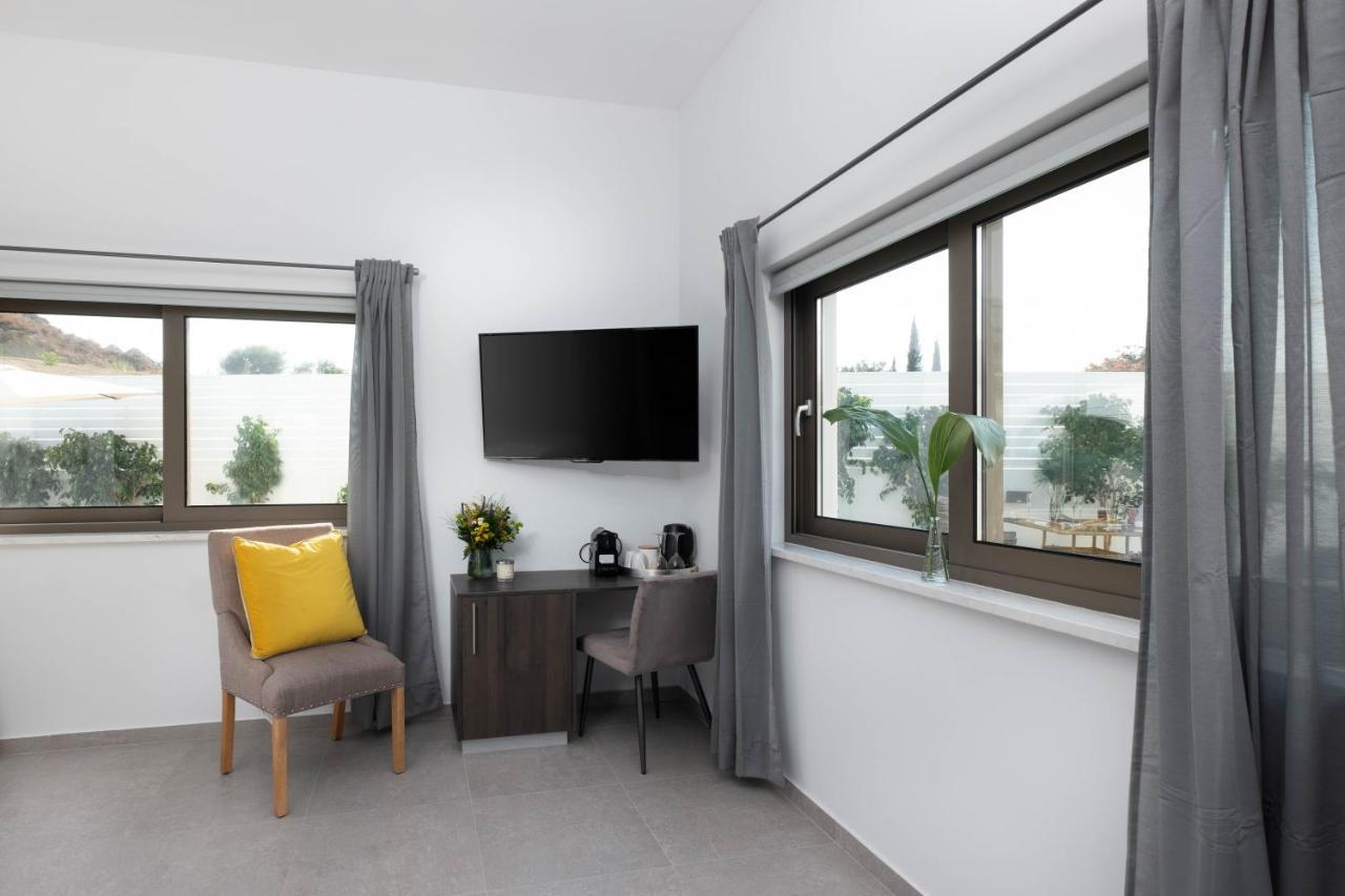 Rooms At Villa Amour Cyprus オロクリニ エクステリア 写真
